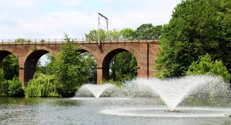 Central Park (Lake And Viaduct)