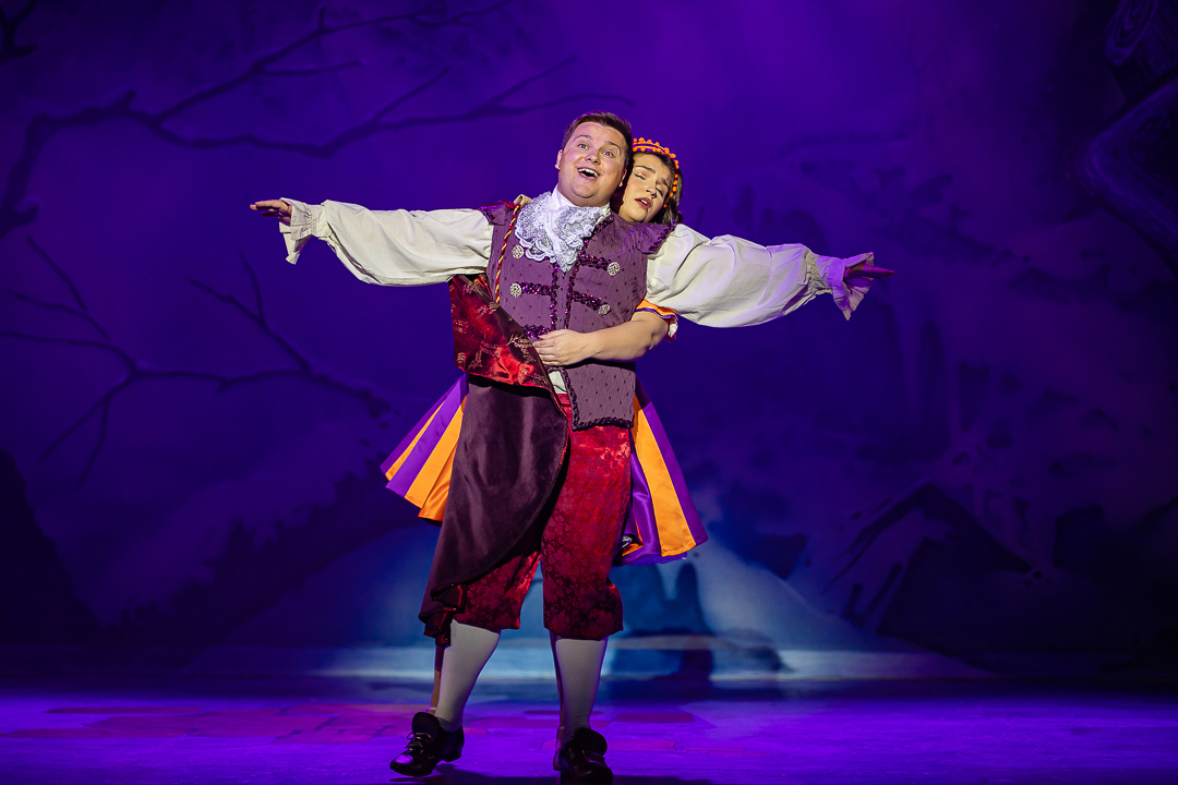 Snow White 2024 Aaron Crowe (4)