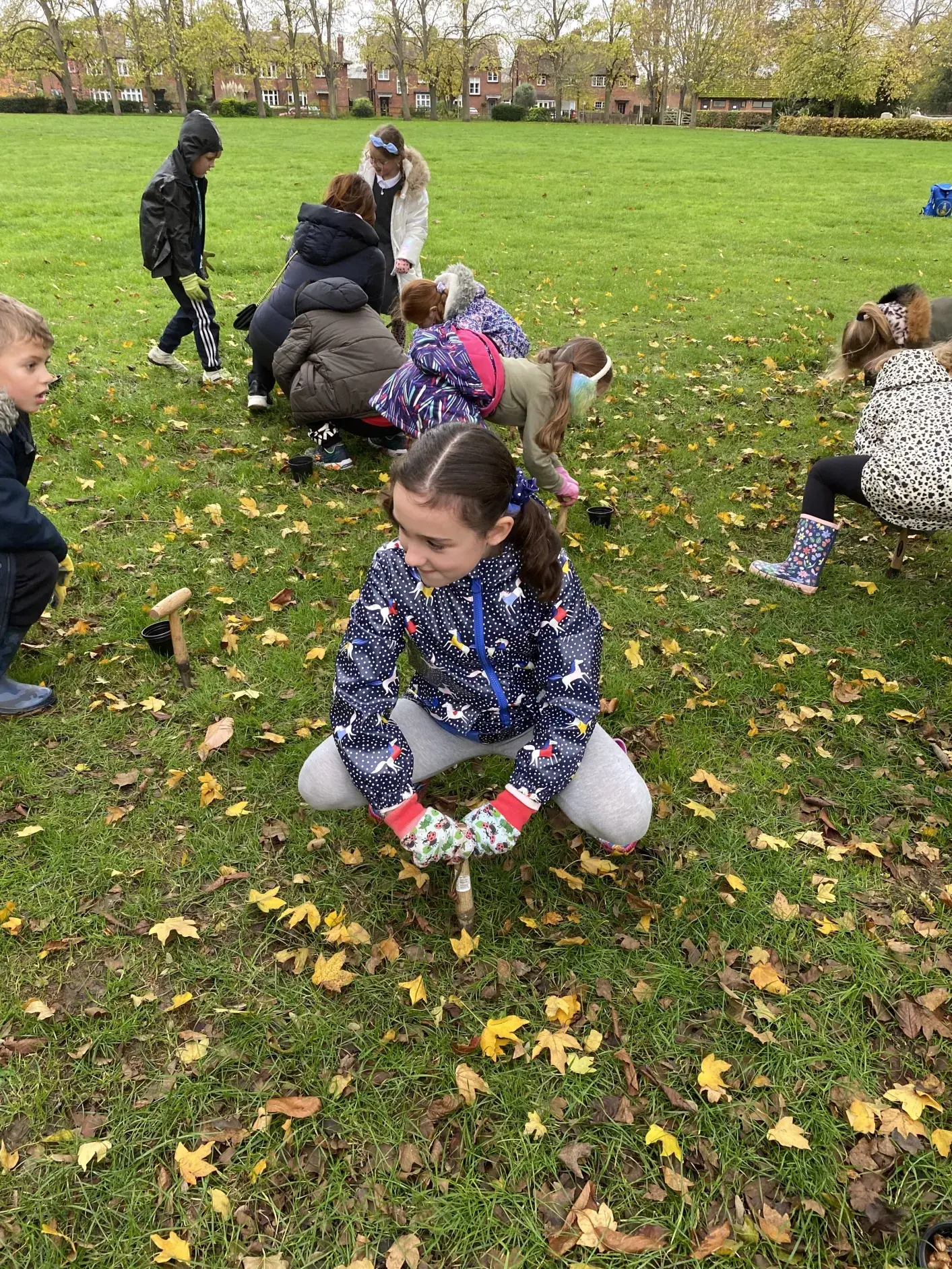 Children Bulb Planting 07