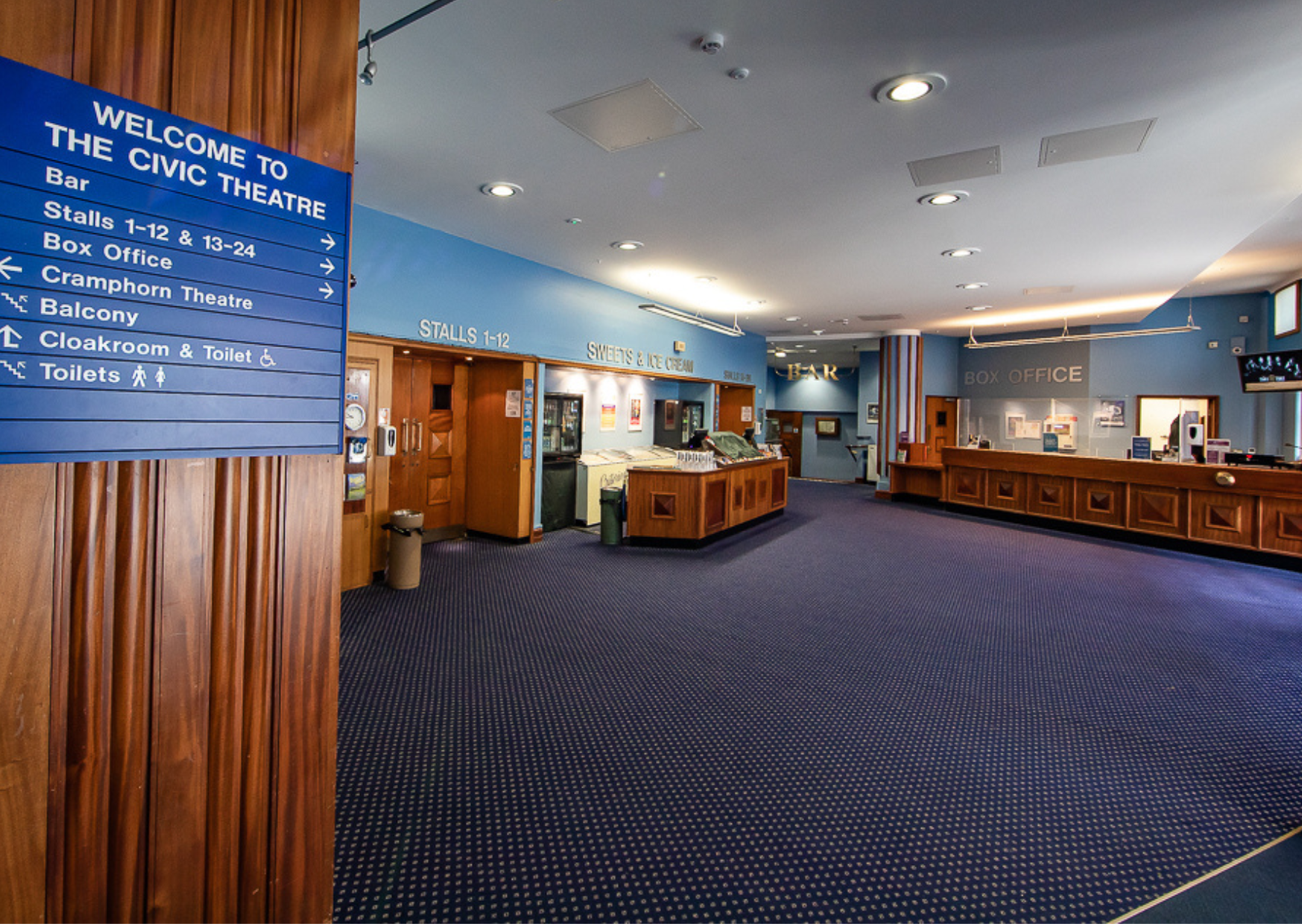 Main foyer before Theatre refurb
