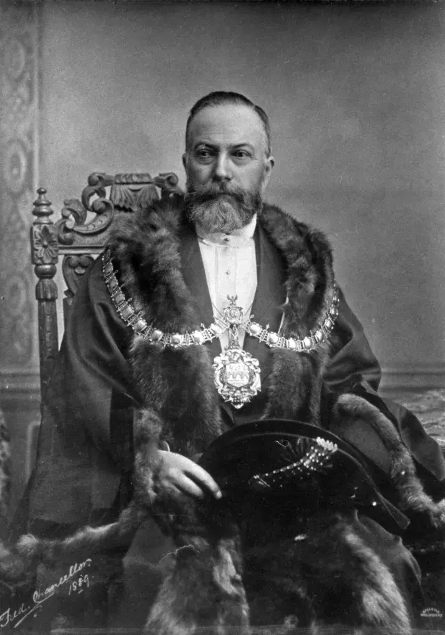 Chancellor Frederic 1