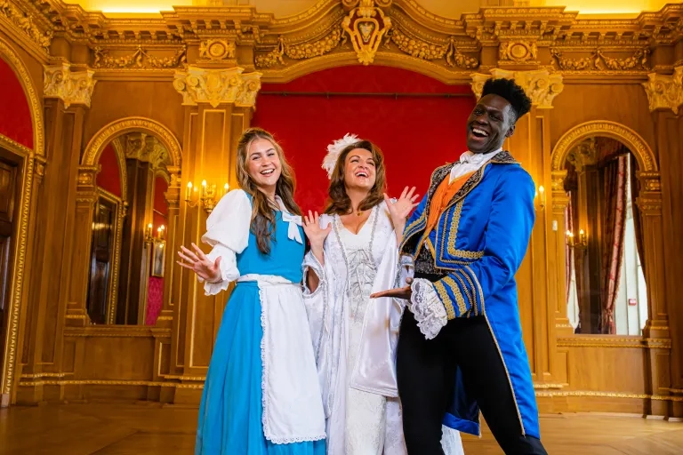Leading Cast Of Beauty And The Beast (Credit: Aaron Crowe Photography)