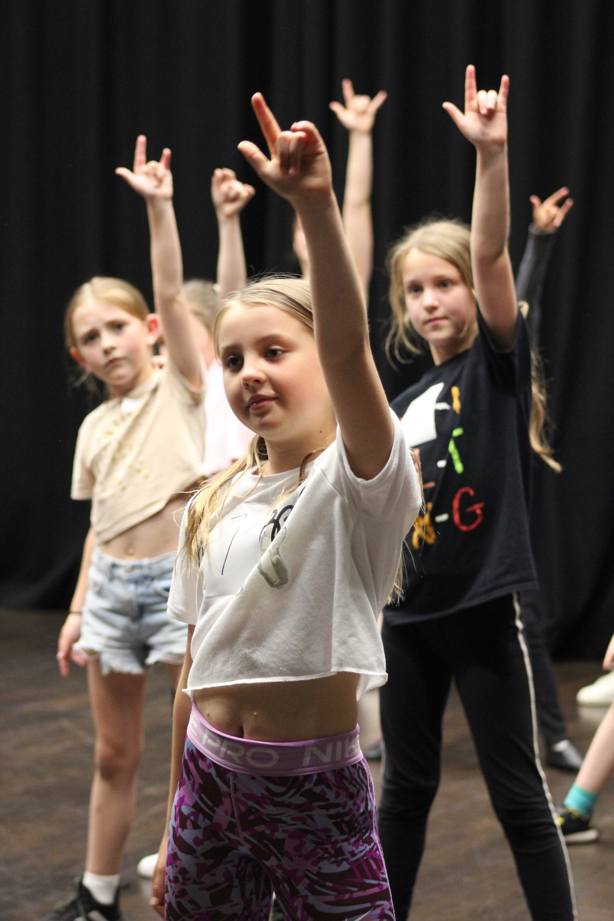 Young Panto Company 2025 (4)