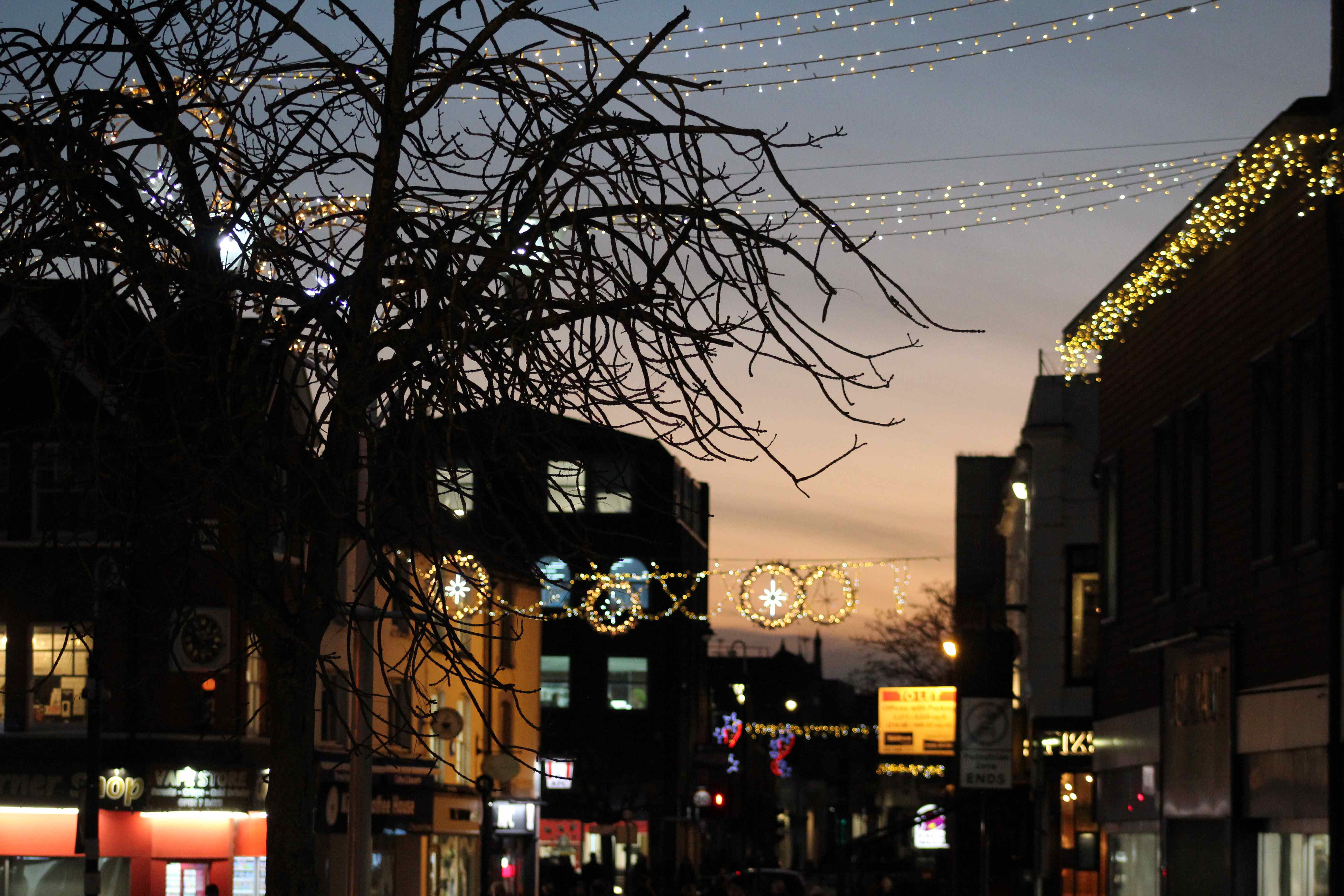 Chelmsford High Street Christmas Lights (1)