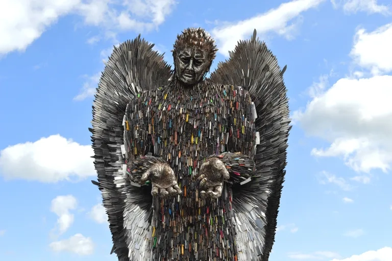 Knife Angel 01 (Credit: British Ironwork Centre)