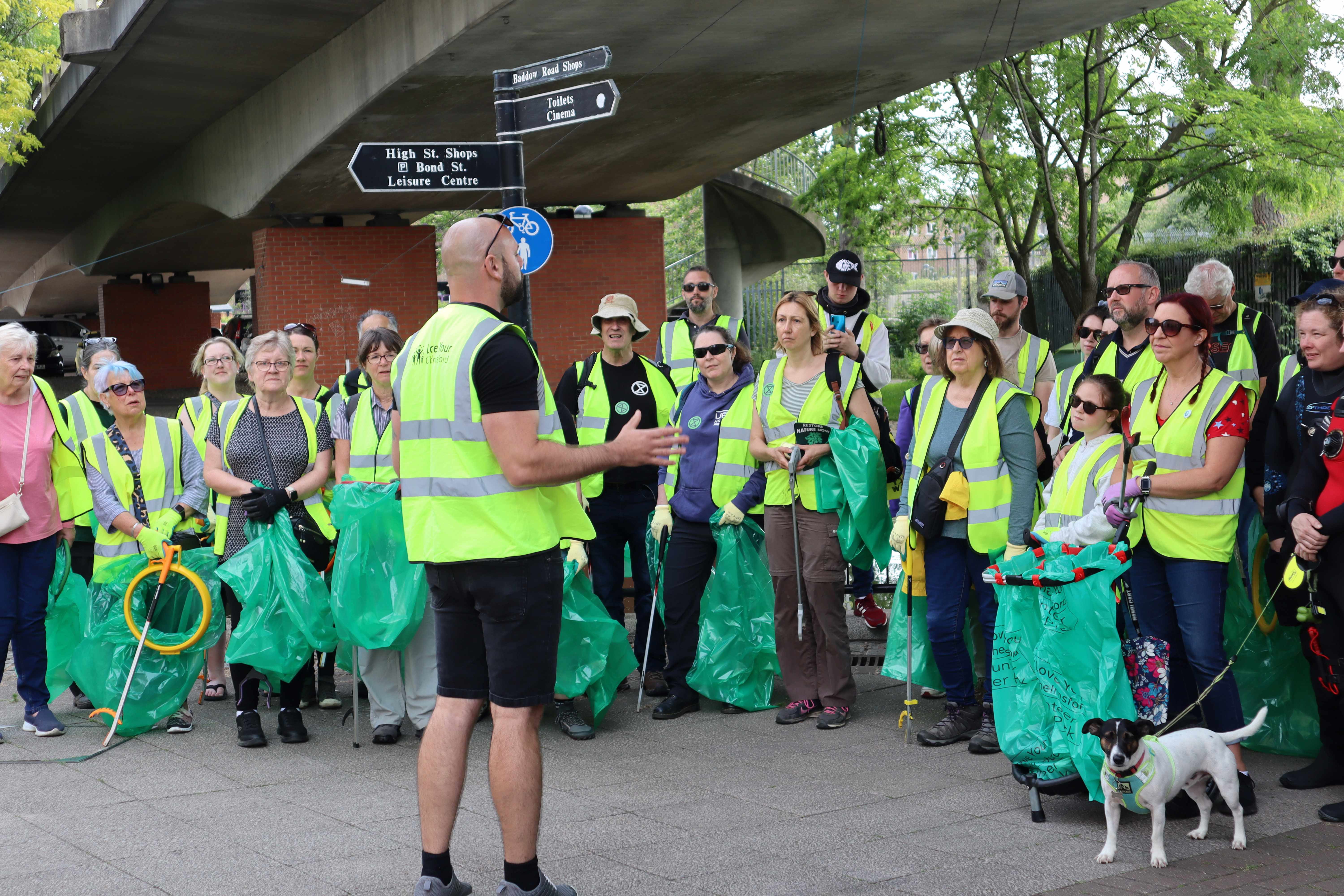 Volunteers at River Clean 2024