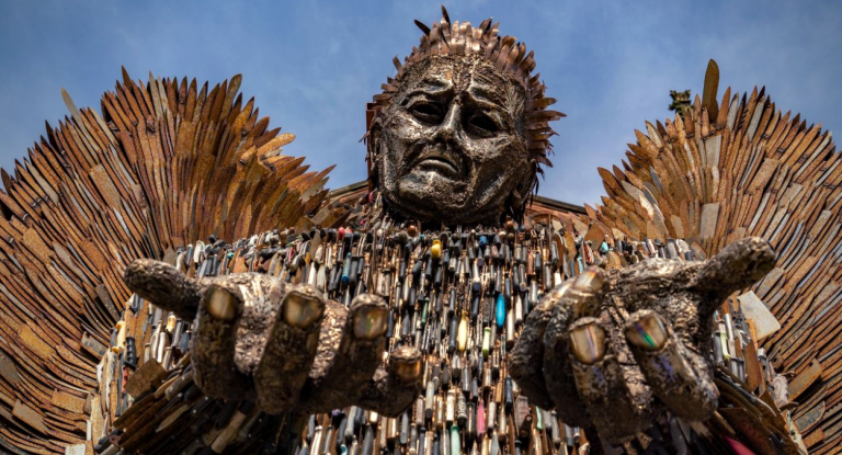 Knife Angel (Face)