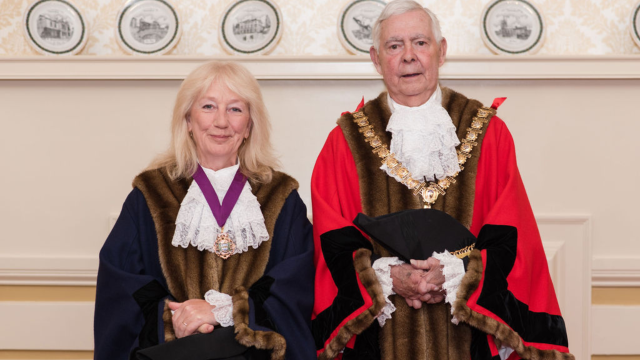 Mayor Galley And Deputy Mayor Dobson 02