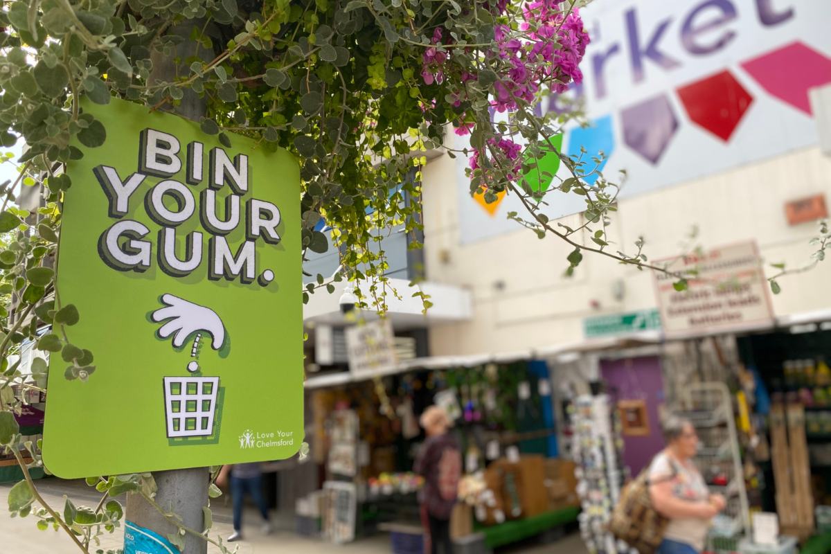 Green Anti Littering Signage In Market Square