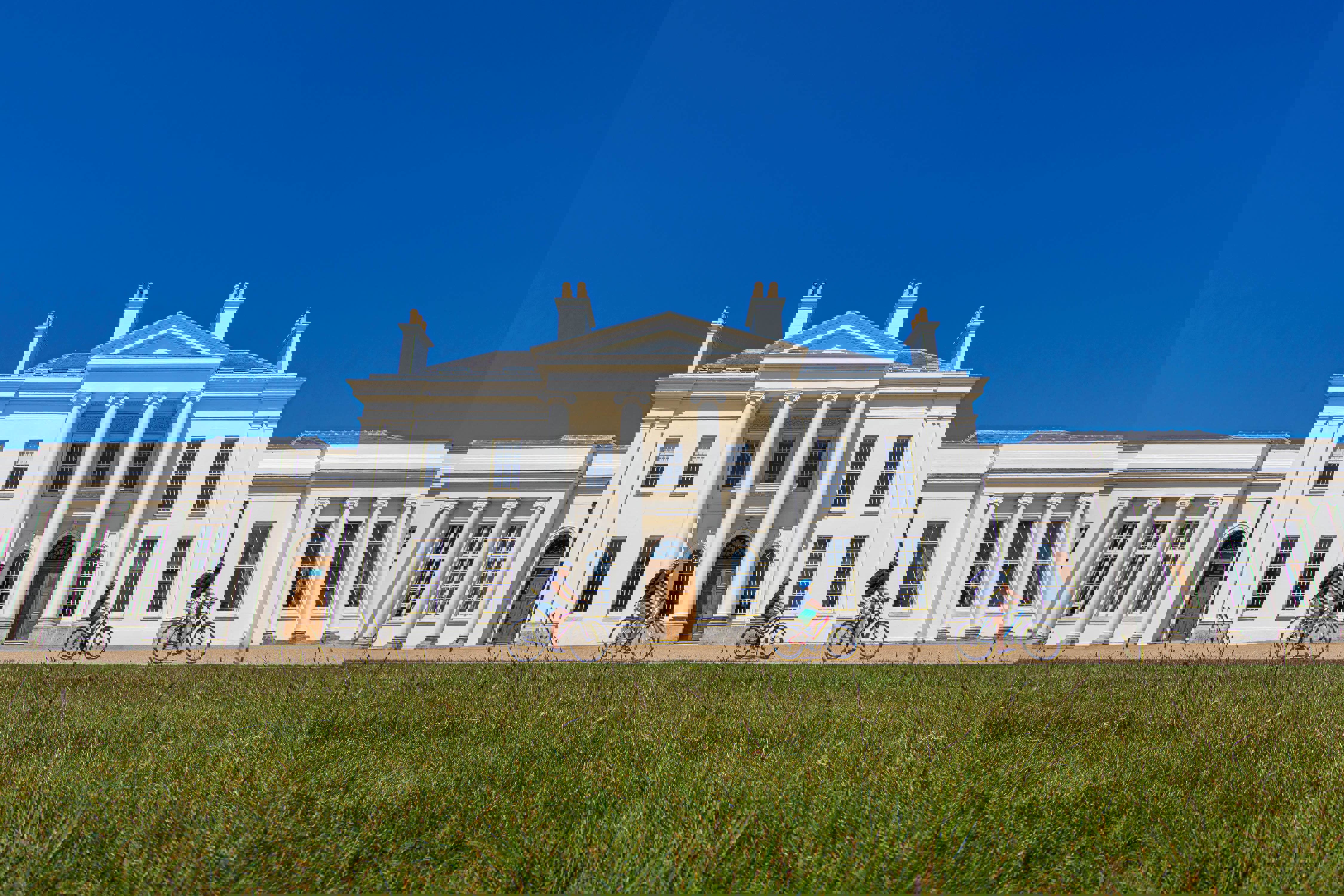 Hylands House exterior by Aaron Crowe