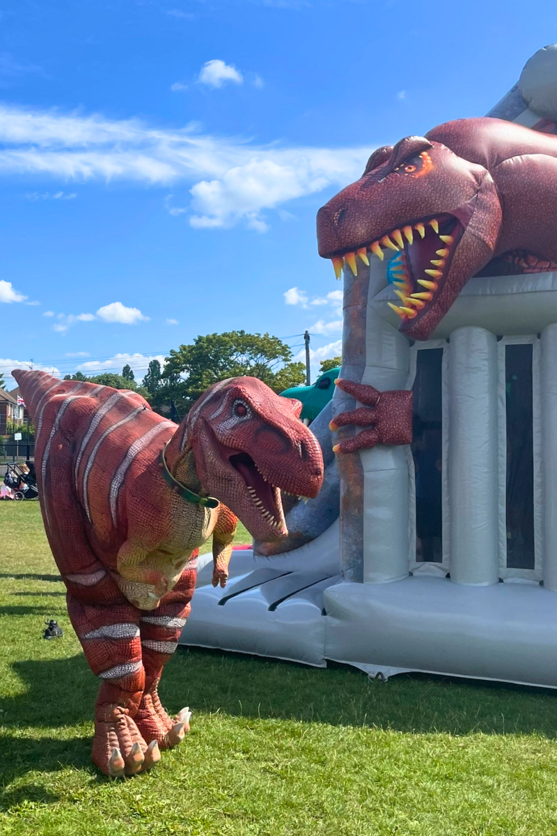 A Dinosaur Experience At Picnic In The Park 2023