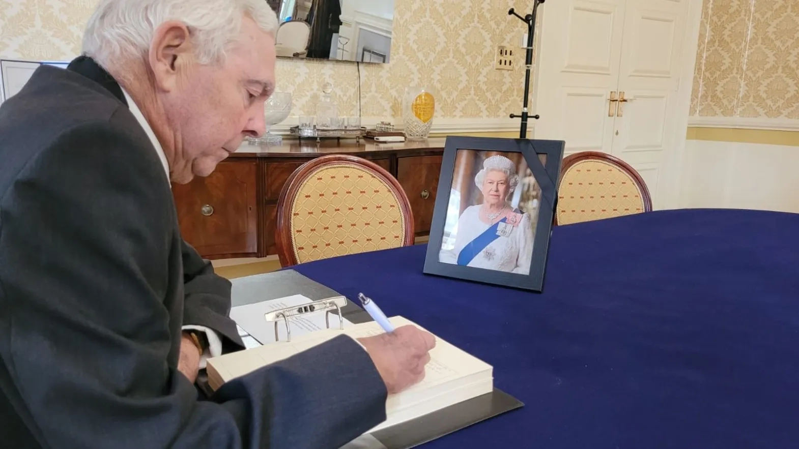 Mayor Galley Signing Book Of Condolence